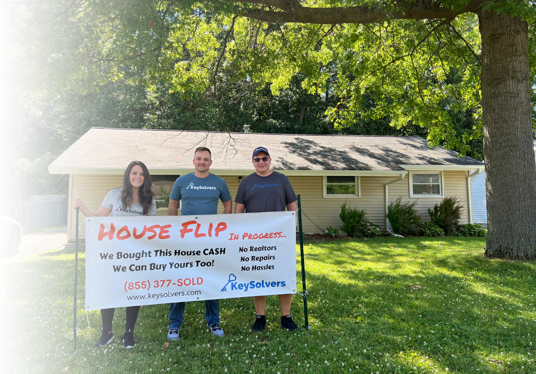 House Flip 1080 × 1080 px)
